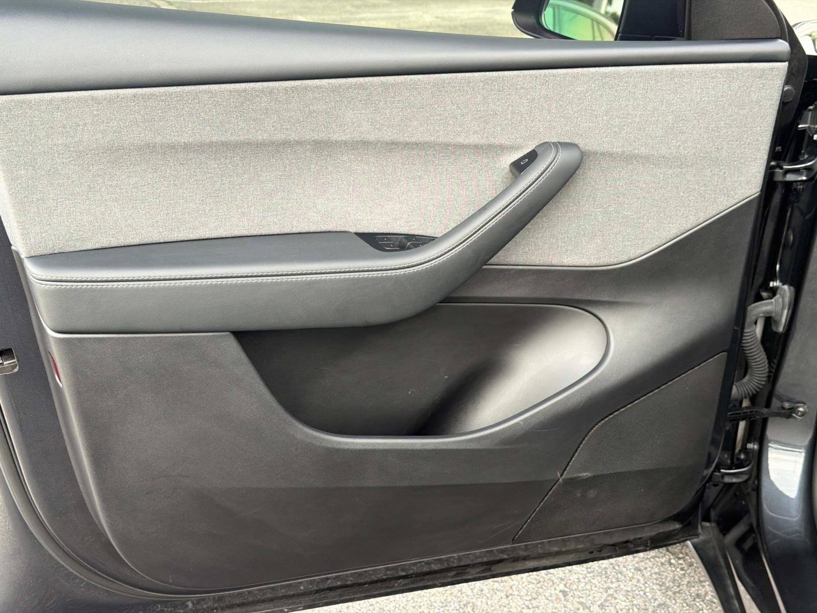Used 2026 Tesla Model Y 2WD image 14