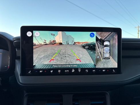 Certified 2025 Ford Maverick Lobo image 21