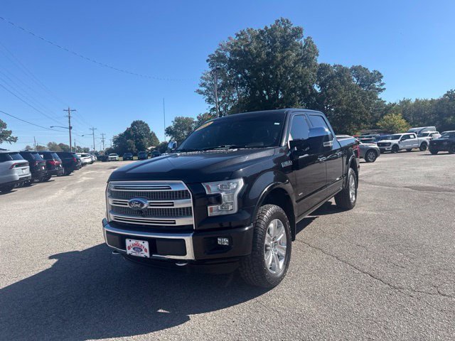 Used 2015 Ford F150 Platinum w/ Equipment Group 701A Luxury AWD/4WD image 4