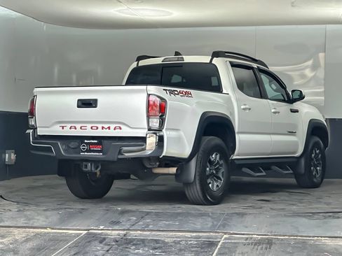 Used 2023 Toyota Tacoma TRD Off-Road AWD/4WD image 3