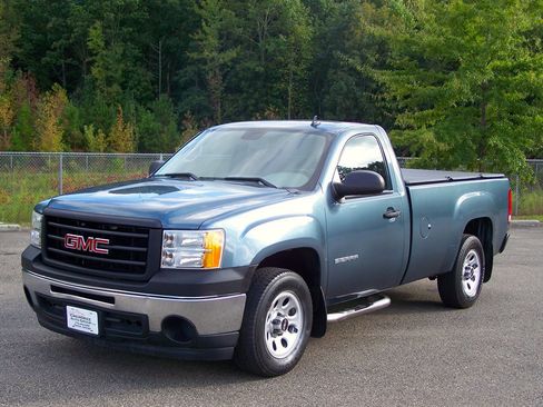 Used 2011 GMC Sierra 1500 W/T image 1