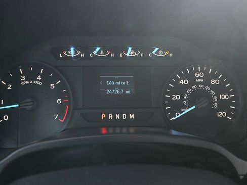 Used 2017 Ford F150 XL w/ Heavy-Duty Payload Package image 29