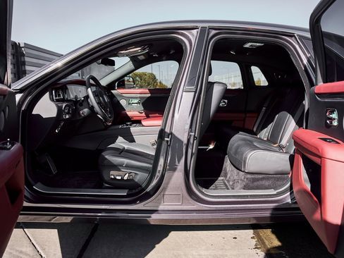 Used 2023 Rolls-Royce Ghost image 31