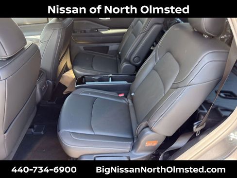 New 2026 Nissan Pathfinder SL AWD/4WD image 17