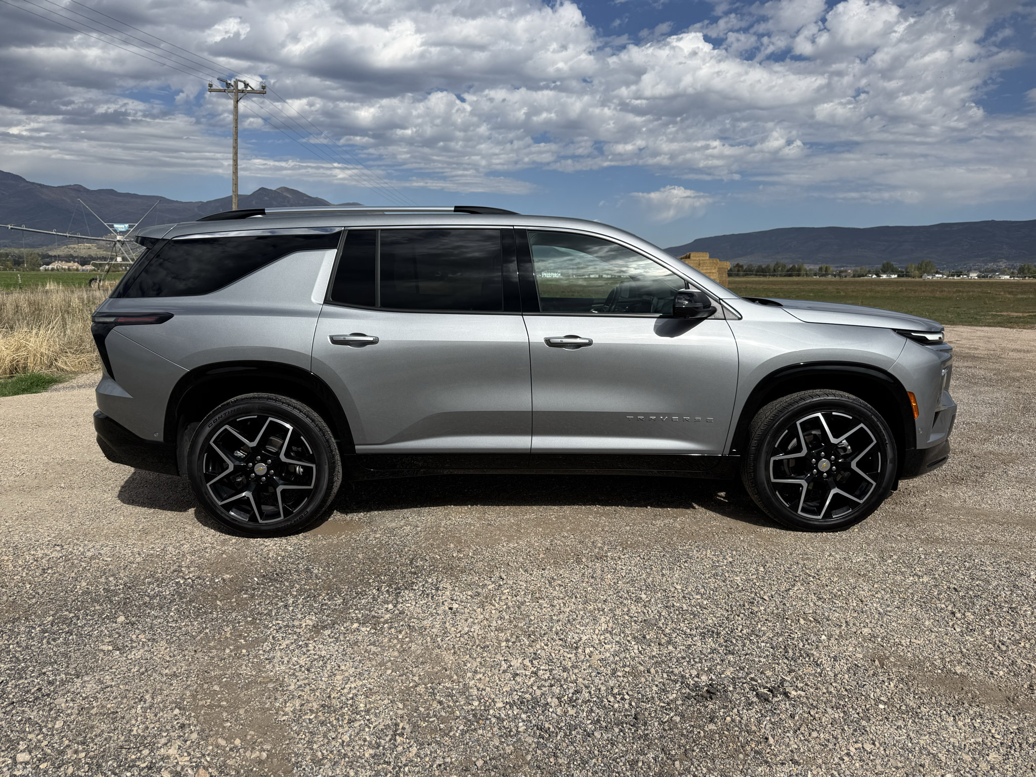 Used 2025 Chevrolet Traverse High Country AWD/4WD image 8
