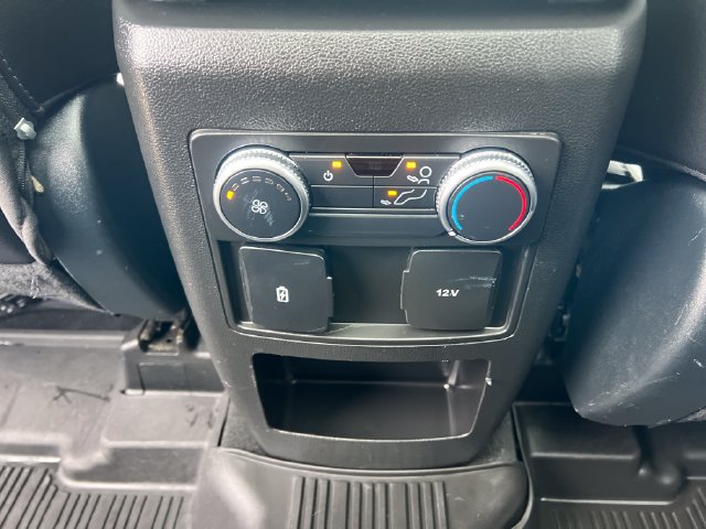 Used 2021 Ford Explorer XLT w/ Equipment Group 202A AWD/4WD image 21