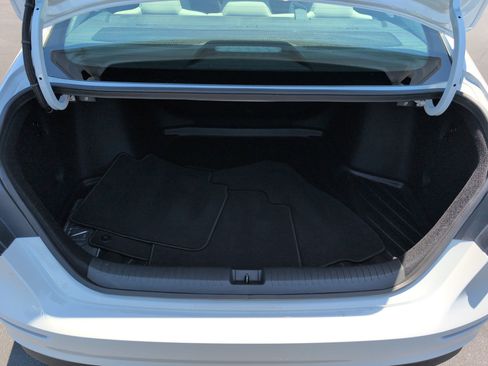 Used 2023 Honda Accord EX image 32