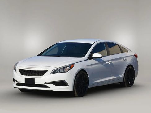 Used 2017 Hyundai Sonata SE image 44