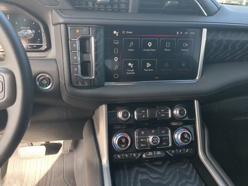 Used 2023 GMC Yukon Denali w/ LPO, Floor Liner Package AWD/4WD image 18