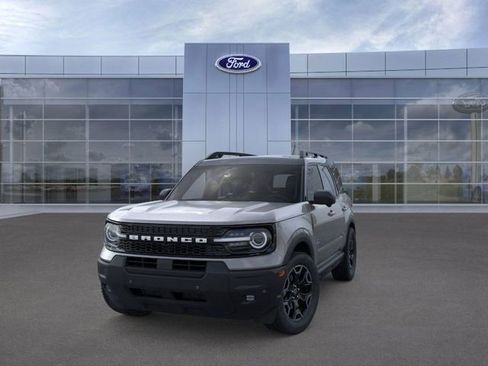 New 2025 Ford Bronco Sport Outer Banks w/ Outer Banks Tech Package+ AWD/4WD image 2