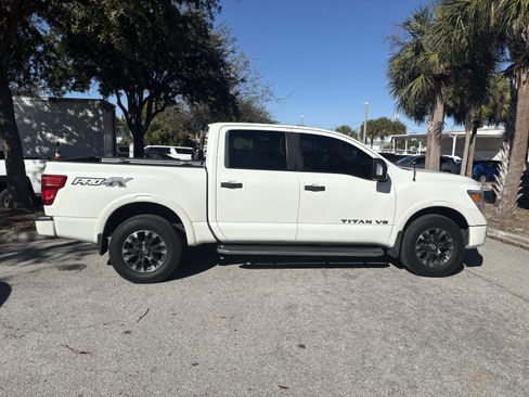 Used 2018 Nissan Titan PRO-4X w/ Pro-4x Utility Package image 8