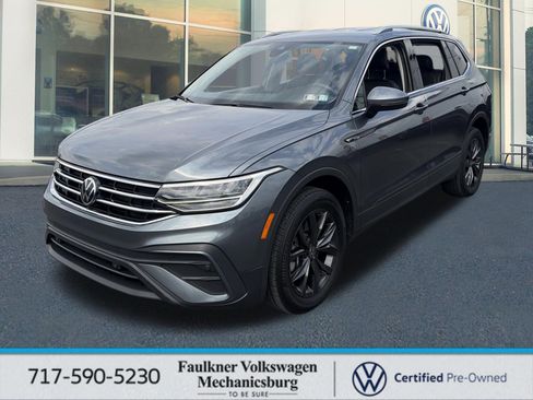 Used 2024 Volkswagen Tiguan SE AWD/4WD image 1