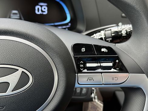 New 2026 Hyundai Elantra SE image 19