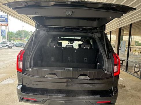 Certified 2025 Ford Expedition Platinum w/ Stealth Performance Package AWD/4WD image 29