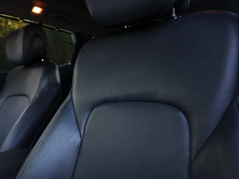 Used 2018 Hyundai Santa Fe Sport FWD image 20