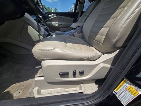 Used 2016 Ford Escape SE w/ SE Leather Comfort Package AWD/4WD image 22