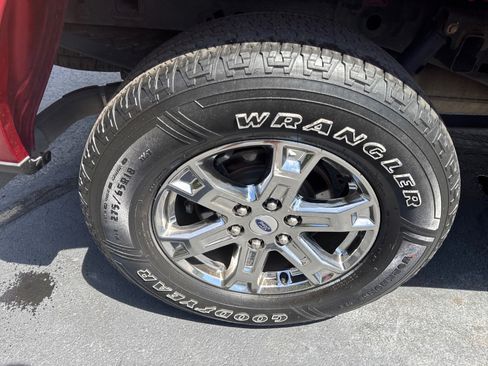 Used 2021 Ford F150 XLT w/ Equipment Group 302A High AWD/4WD image 5