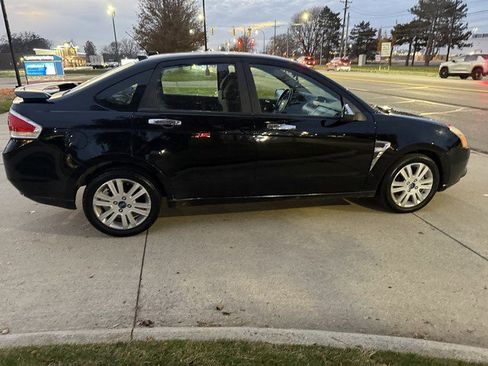 Used 2008 Ford Focus SES image 4