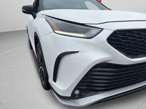 Used 2021 Toyota Highlander XSE image 42