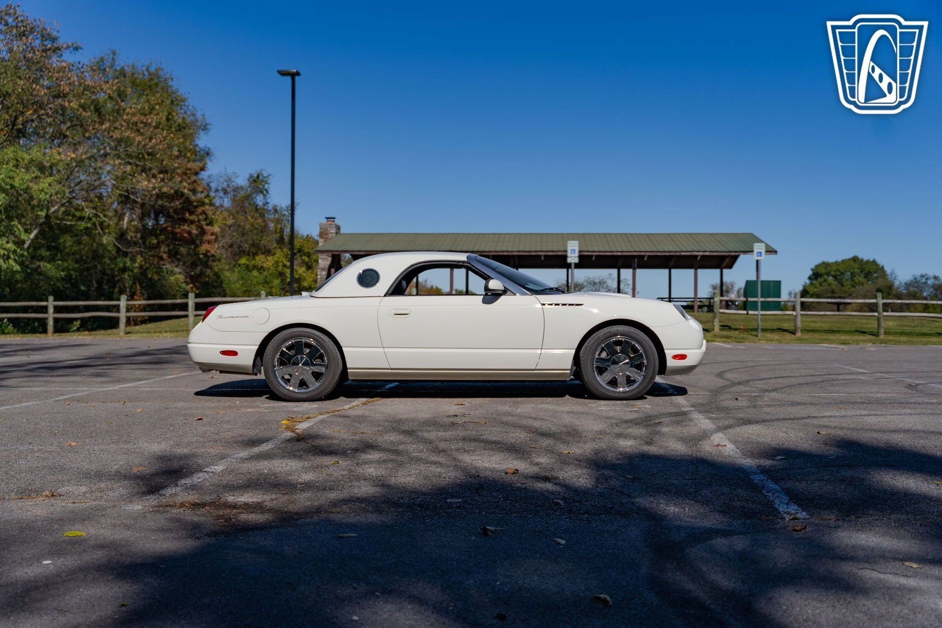 Used 2002 Ford Thunderbird RWD image 22
