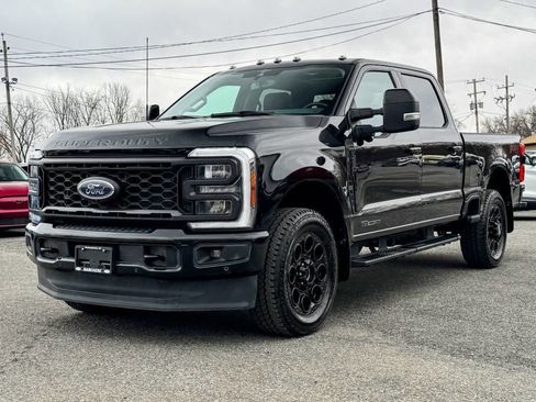 Used 2023 Ford F250 Lariat w/ Lariat Ultimate Package AWD/4WD image 7