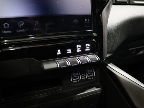 Used 2023 RAM 1500 Big Horn AWD/4WD image 31