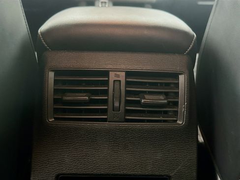 Used 2024 Mitsubishi Outlander SE FWD image 28