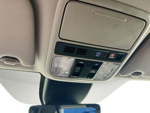 Used 2023 Honda Odyssey Touring image 22