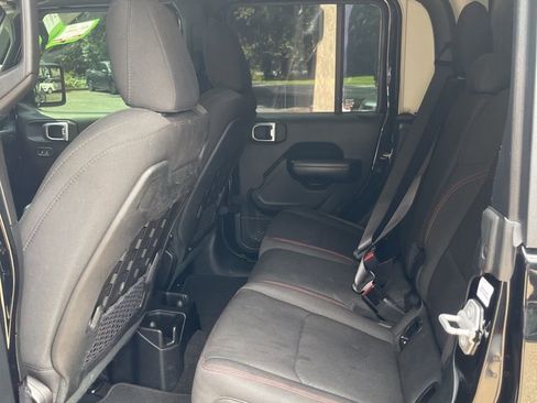 Used 2020 Jeep Gladiator Rubicon image 21
