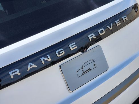 Used 2026 Land Rover Range Rover SE AWD/4WD image 13