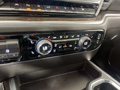 Used 2025 Chevrolet Silverado 1500 RST AWD/4WD image 30