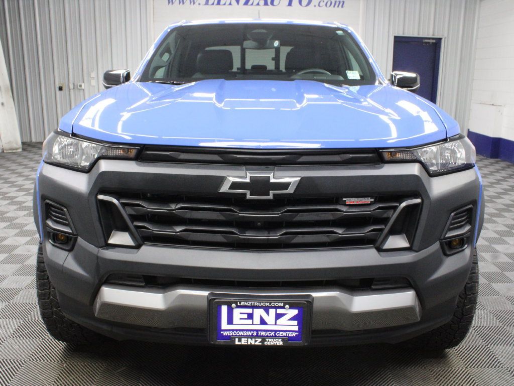 Used 2025 Chevrolet Colorado Trail Boss w/ Midnight Edition AWD/4WD image 54