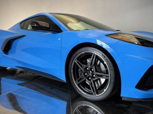 Used 2024 Chevrolet Corvette Stingray Premium Cpe w/ Z51 Performance Package RWD image 21