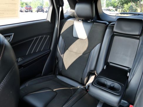 Used 2021 Ford Edge ST AWD/4WD image 12