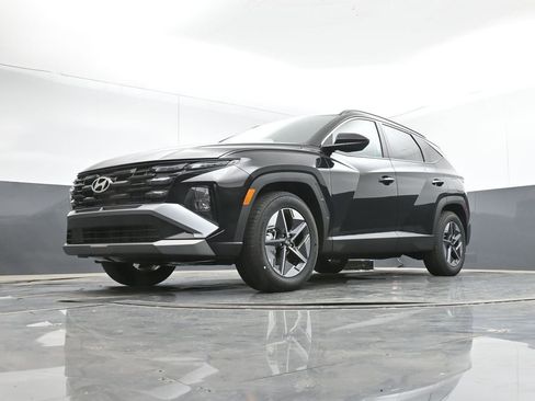 New 2026 Hyundai Tucson SEL w/ Tow & Go Package FWD image 10