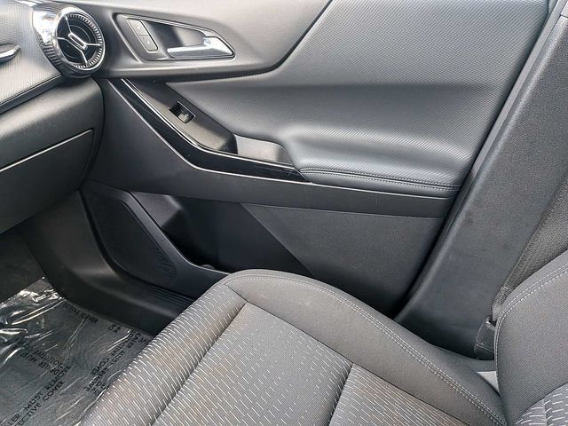 Used 2025 Chevrolet Equinox LT FWD image 14