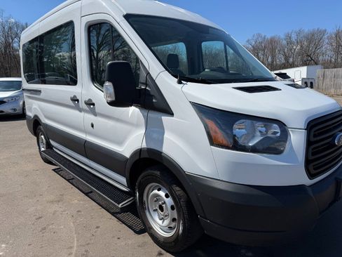 Used 2019 Ford Transit 150 XL RWD image 12