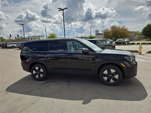 New 2026 Hyundai Santa Fe SE image 5