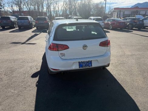 Used 2016 Volkswagen GTI SE image 12