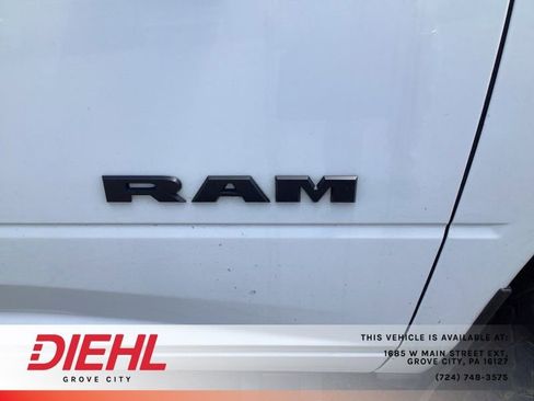 Used 2023 RAM 2500 Big Horn w/ Night Edition AWD/4WD image 10