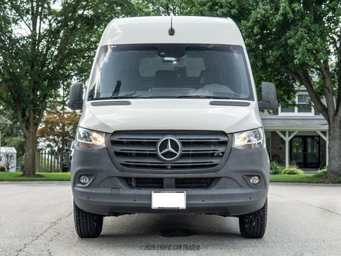 Used 2023 Mercedes-Benz Sprinter 2500 image 13