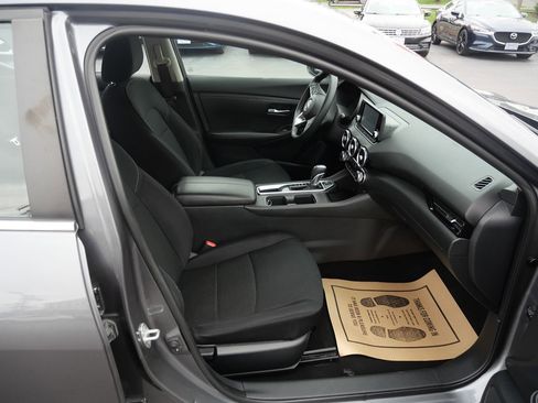 Used 2020 Nissan Sentra S image 17