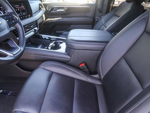 Used 2025 Chevrolet Tahoe Z71 image 16