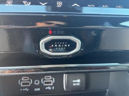 New 2026 Jeep Grand Cherokee Limited AWD/4WD image 13