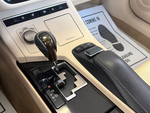 Used 2014 Lexus ES 350 w/ Luxury Package FWD image 28