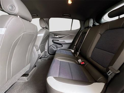 New 2026 Buick Envista Preferred image 17