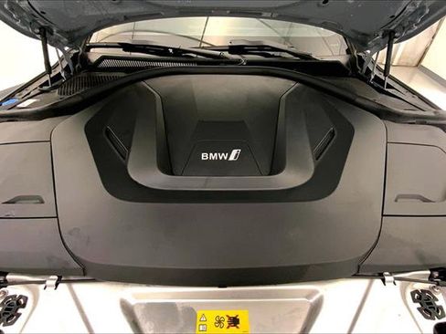 New 2025 BMW i4 xDrive40i w/ M Sport Package image 8