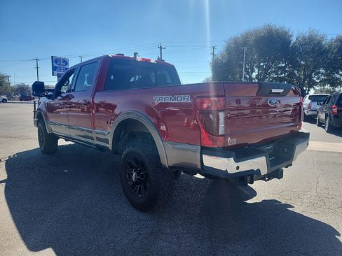 Used 2022 Ford F250 Lariat w/ Tremor Off-Road Package image 6