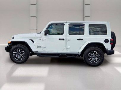 Used 2024 Jeep Wrangler Unlimited Sahara w/ Technology Group