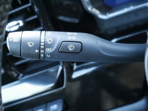 Used 2023 Chevrolet Silverado 1500 ZR2 w/ Technology Package image 31